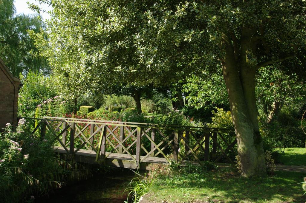 Sculthorpe Mill Hotel Fakenham Esterno foto
