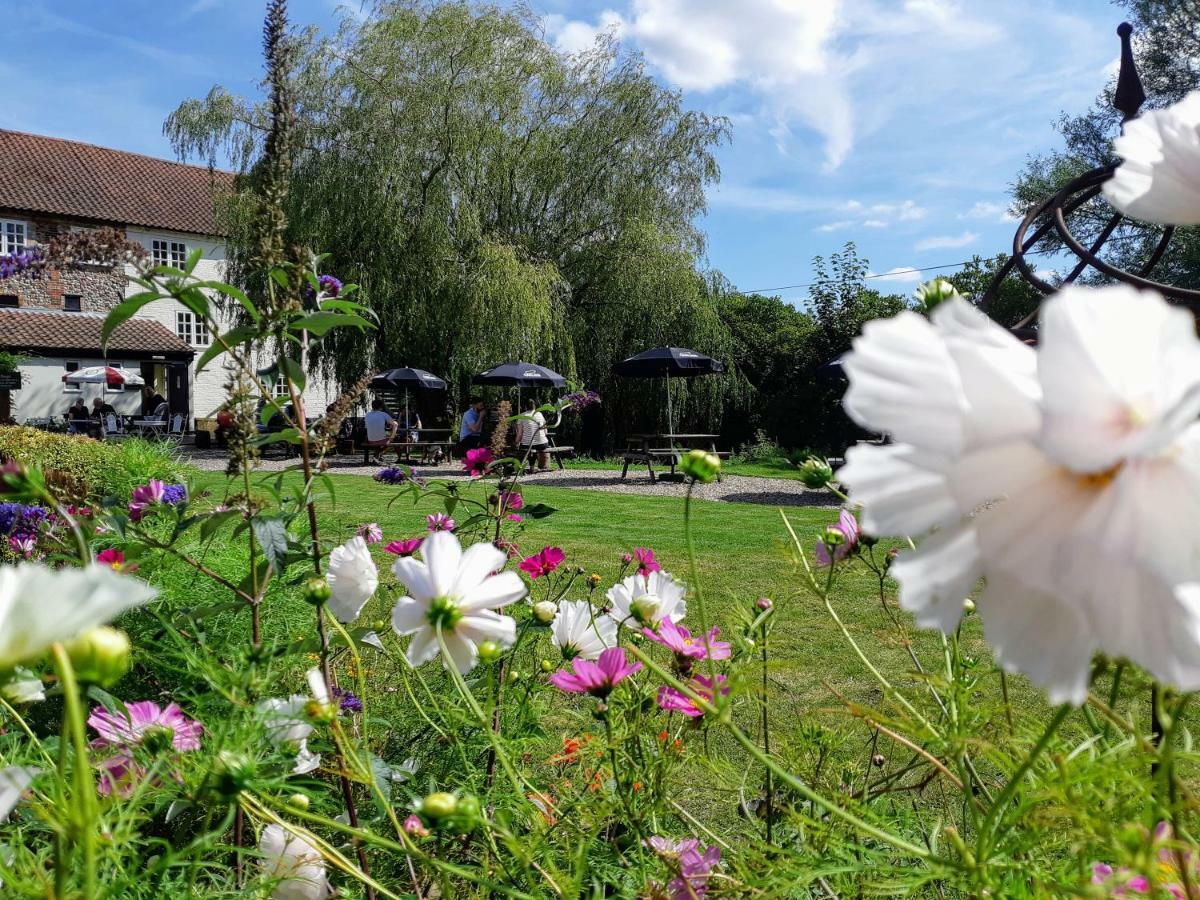 Sculthorpe Mill Hotel Fakenham Esterno foto